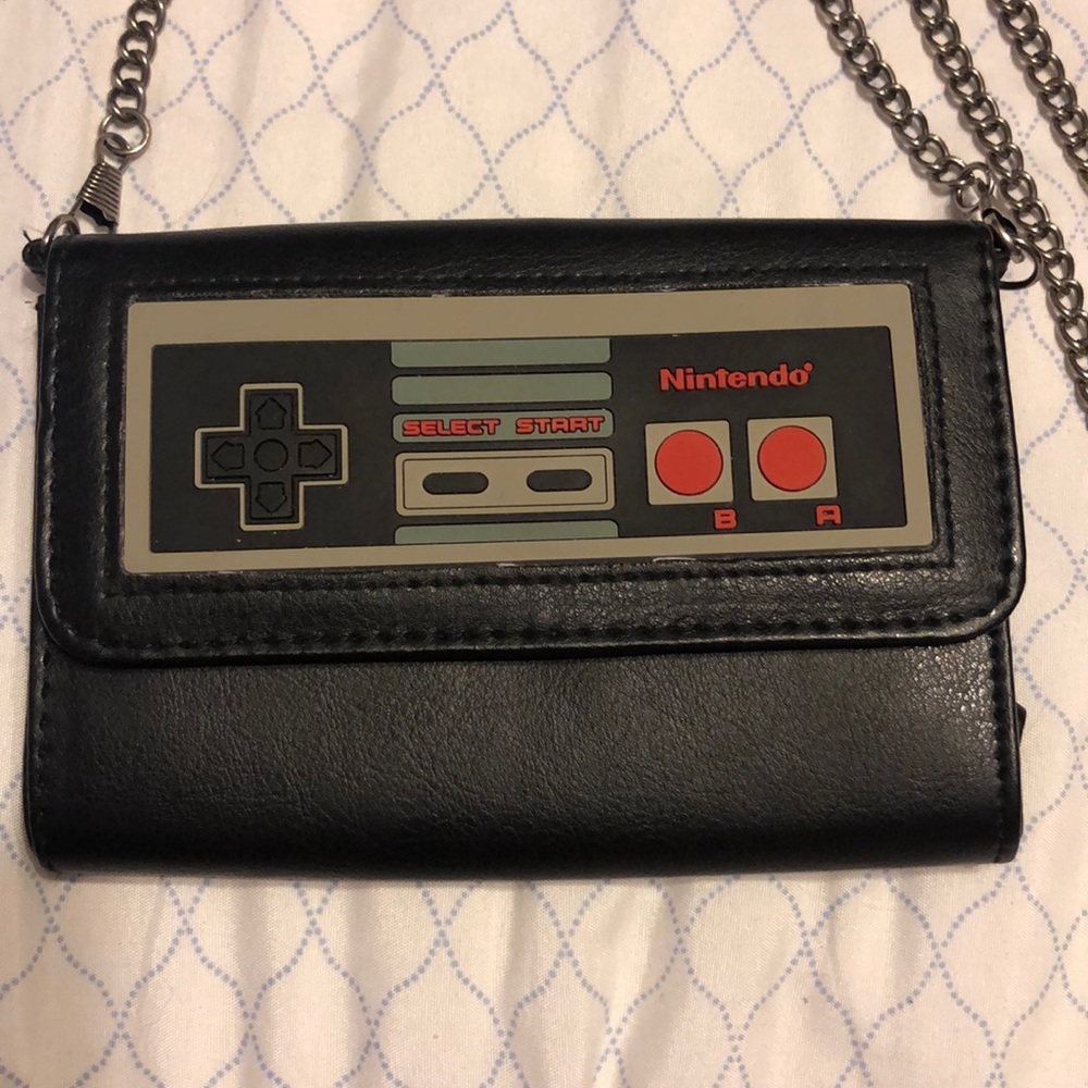 Nintendo Purse